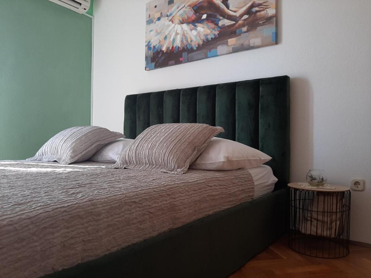 Guest House Zaninovic Хвар Экстерьер фото