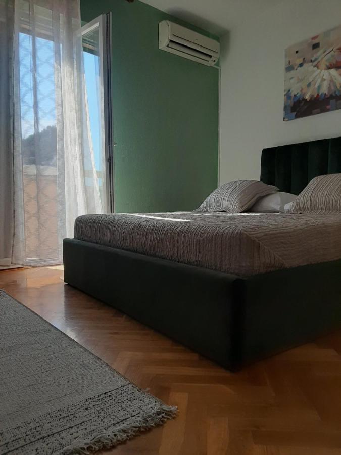 Guest House Zaninovic Хвар Экстерьер фото